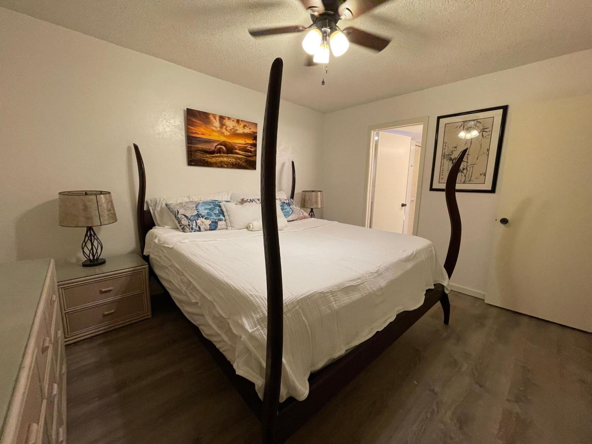 Holiday home Magic Sands View, 2b2b, Ac, Pool, Sleeps 6 *
