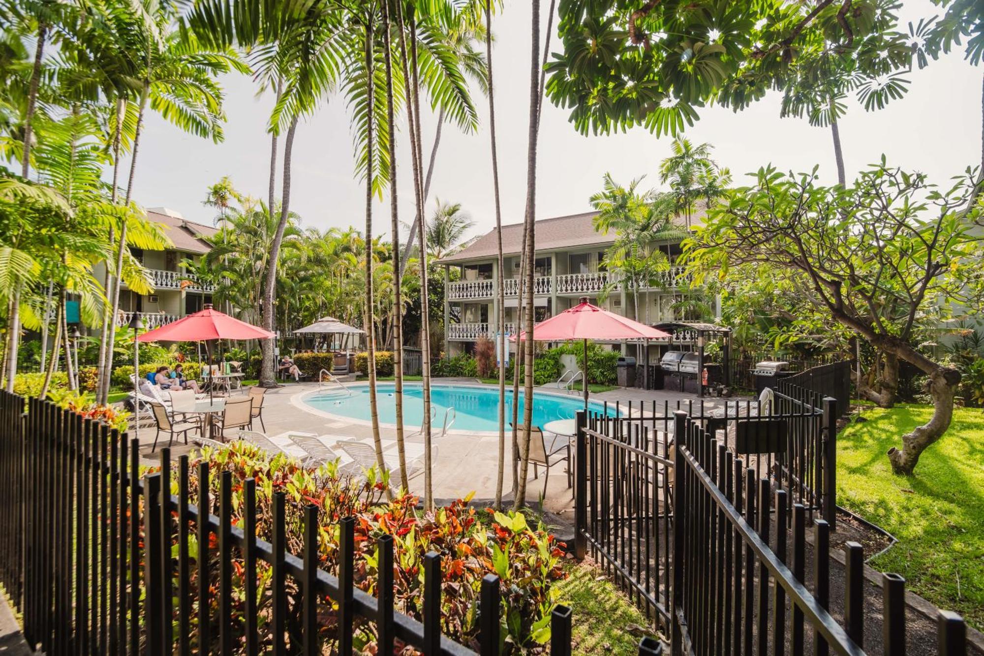 Downtown Hawaiian Theme With Hot Tub, Pool & - Kona Islander Aparthotel