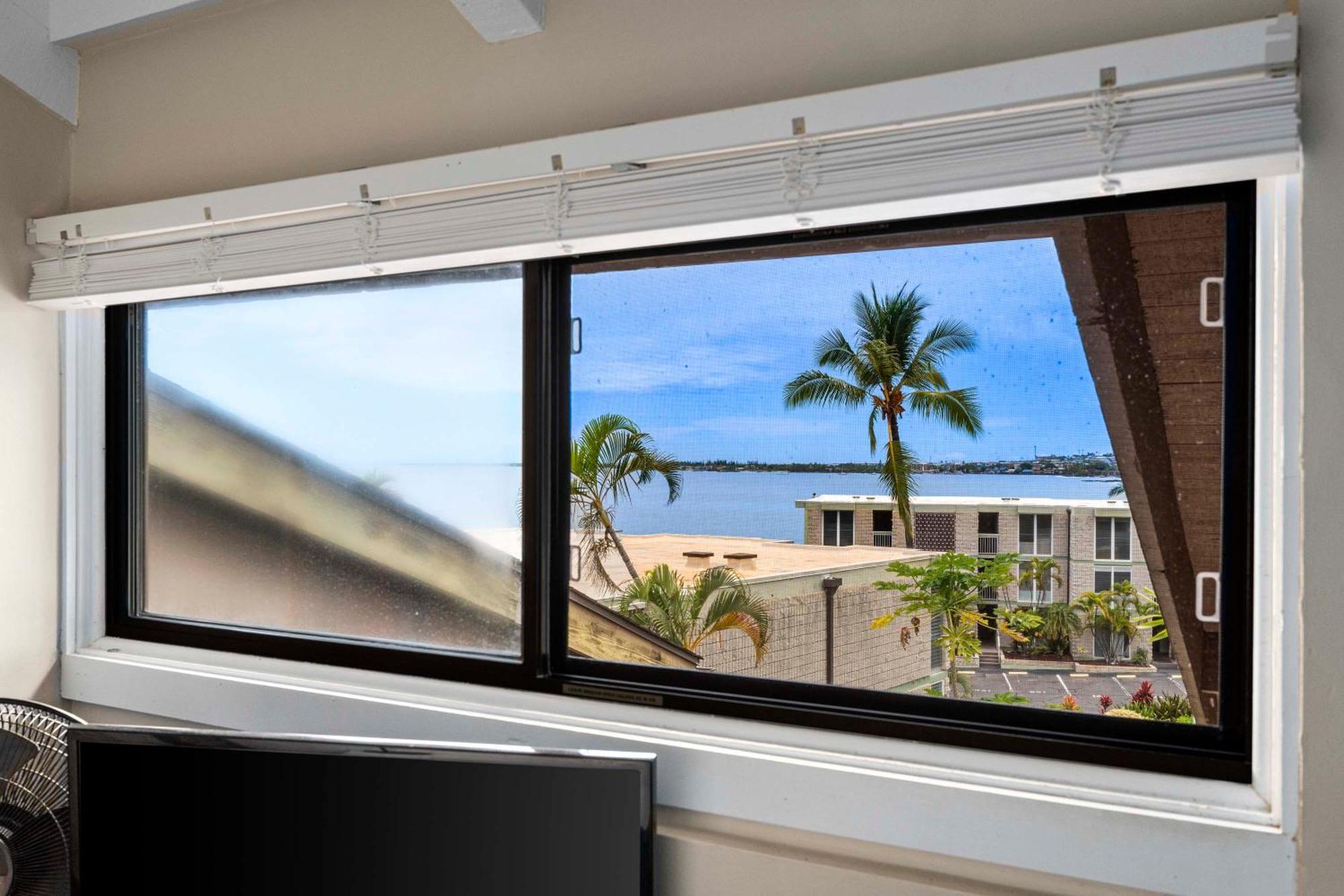 Kona Makai 6303 Apartment