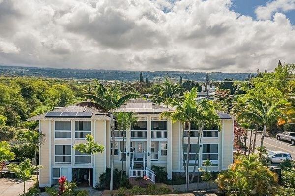 Kona Trio, Rent 3 Private Units Together *
