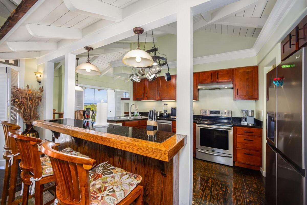Kona Trio, Rent 3 Private Units Together *