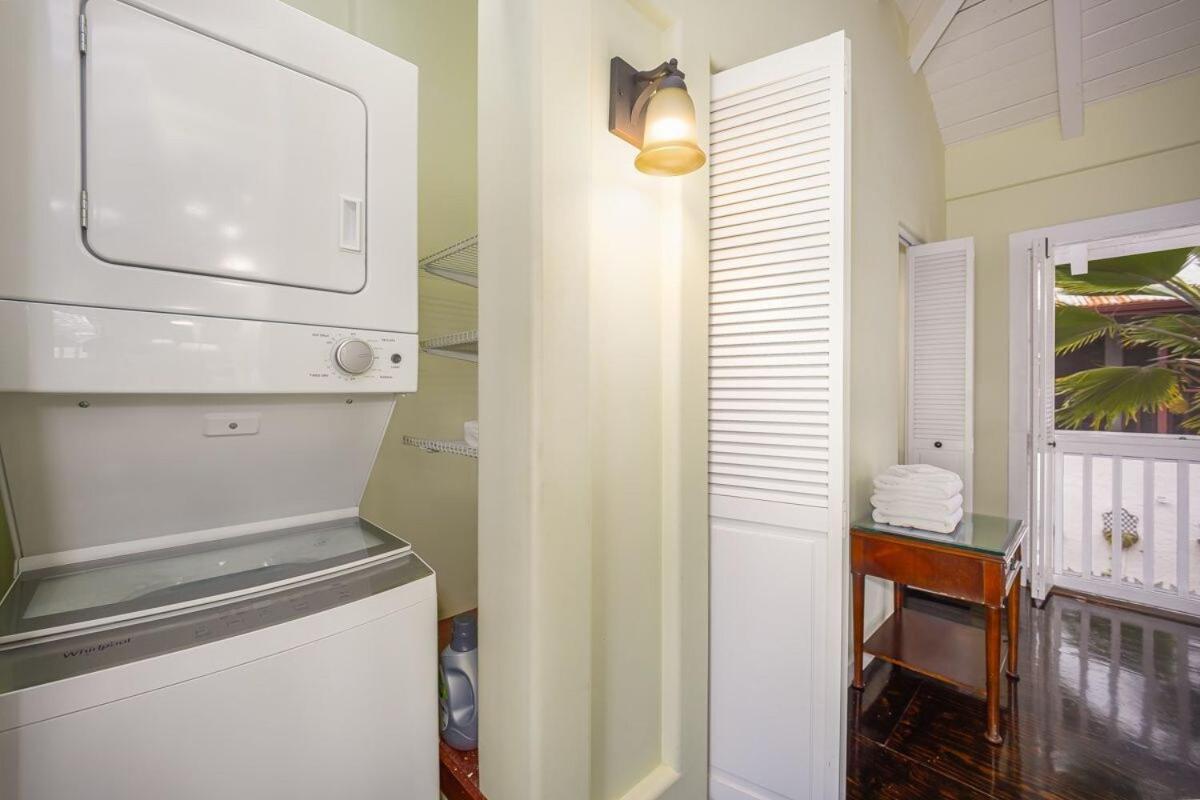 Apartment Kona Trio, Rent 3 Private Units Together *