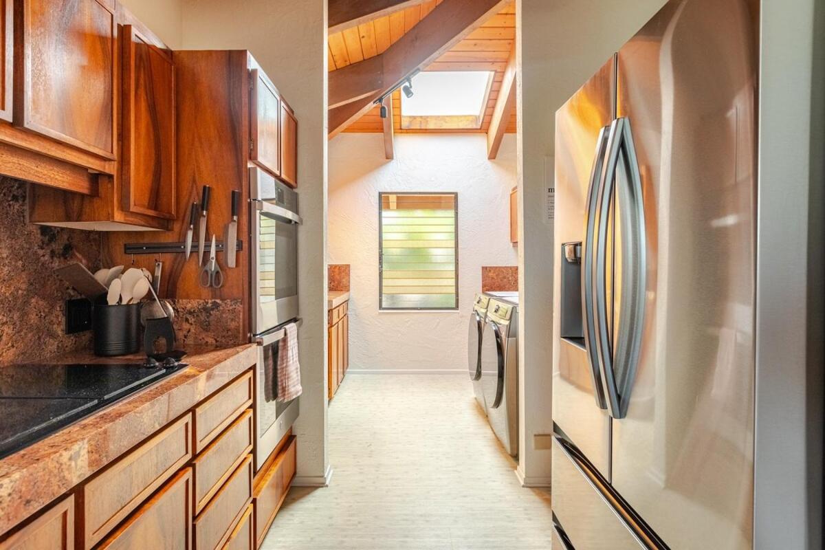Villa Hawaiian Escape With Pool Expansive Lanai Stunning Sunset Views
