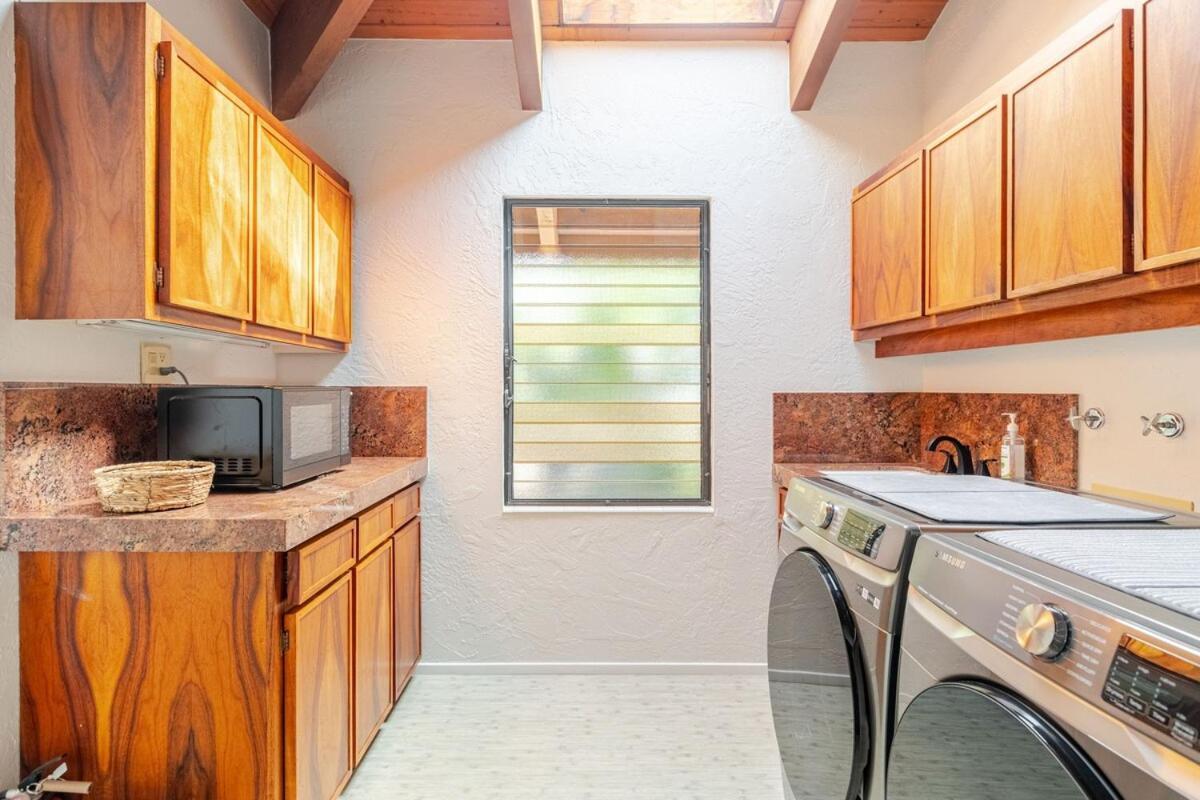 Hawaiian Escape With Pool Expansive Lanai Stunning Sunset Views * Kailua-Kona