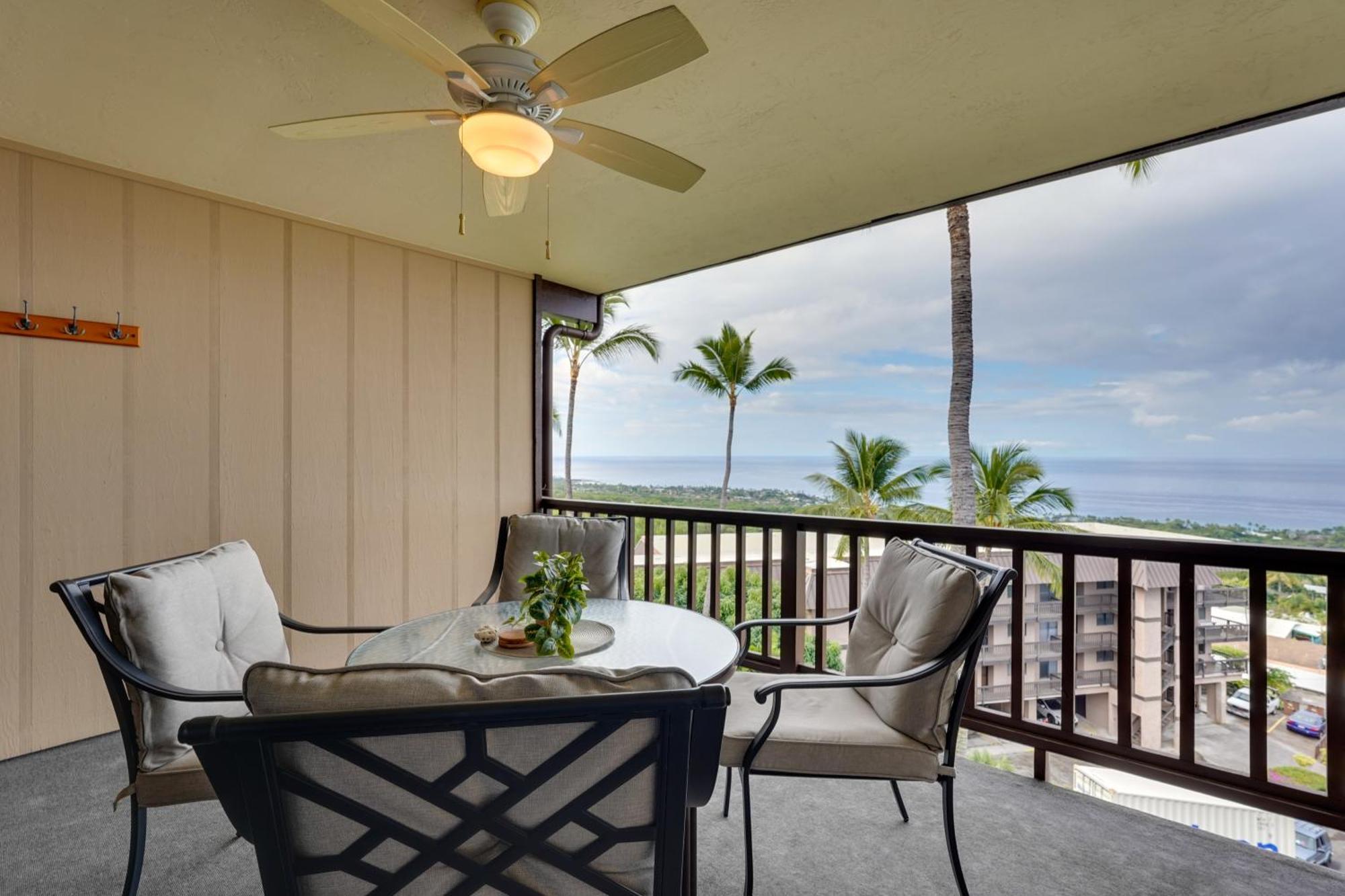 Apartment Coastal With Lanai And Pool! Kailua-Kona