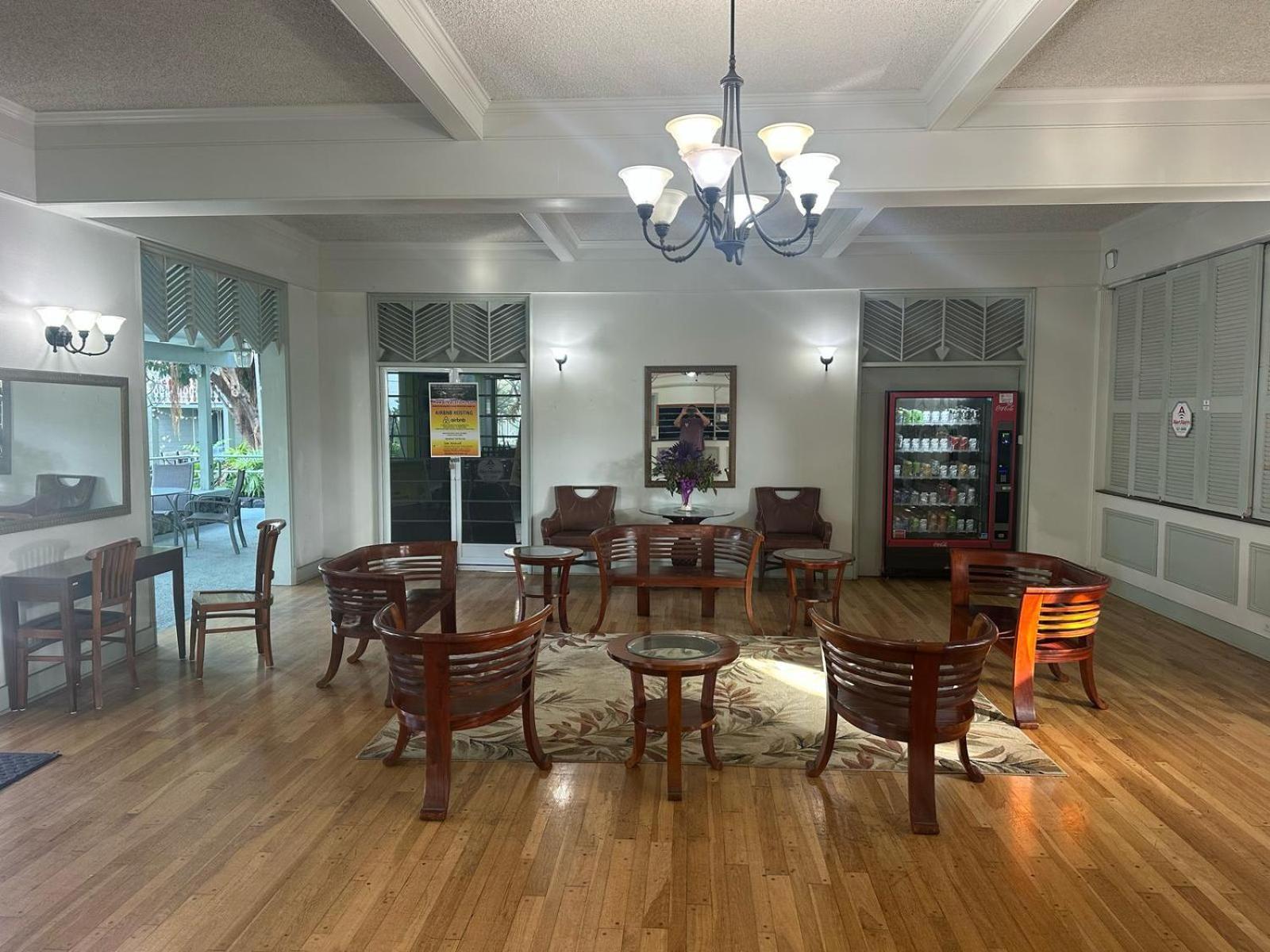 Islander Apartment