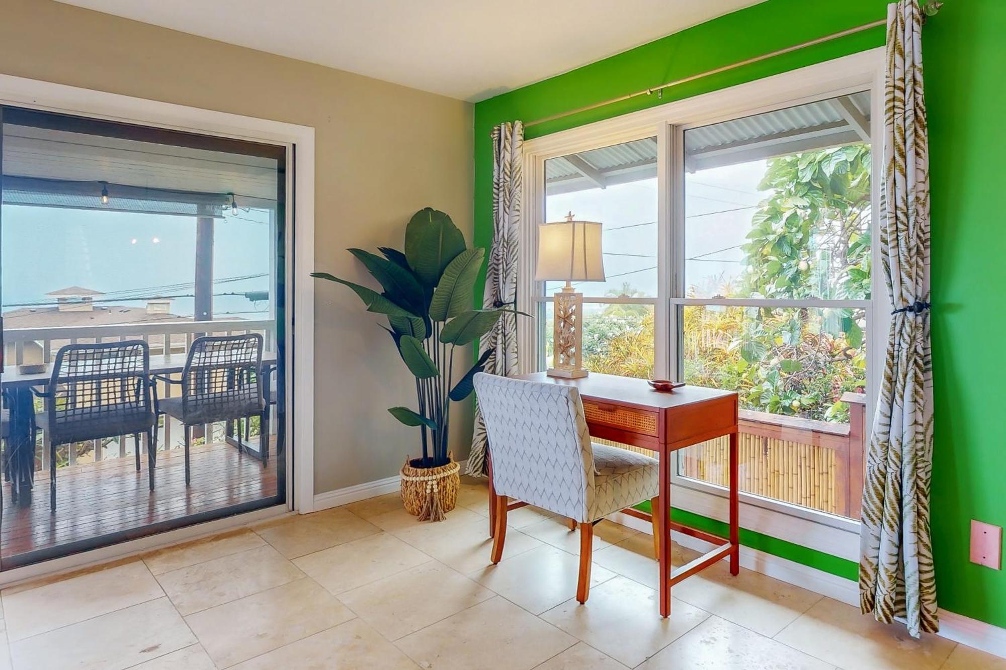 Pualani Island Getaway - Main House- 30-night Minimum Kailua-Kona