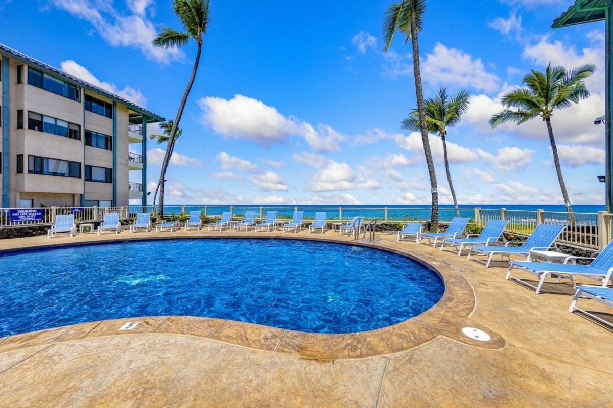 Holiday home Kona Reef F2 - Charming Oceanfront For 4