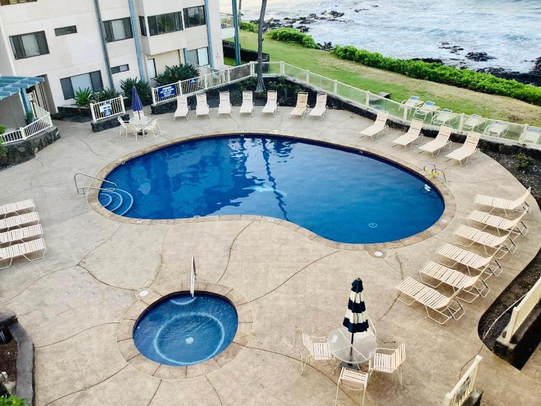 Holiday home Kona Reef F2 - Charming Oceanfront For 4 *