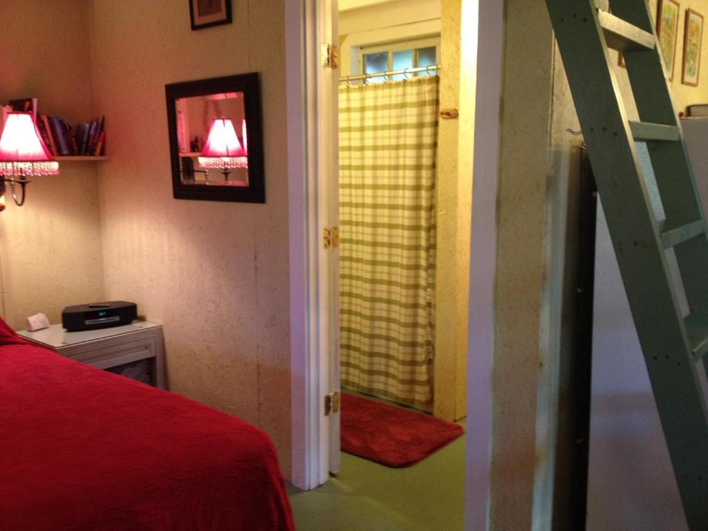 Carson'S Kaloko Mountain Cabin Holiday home *