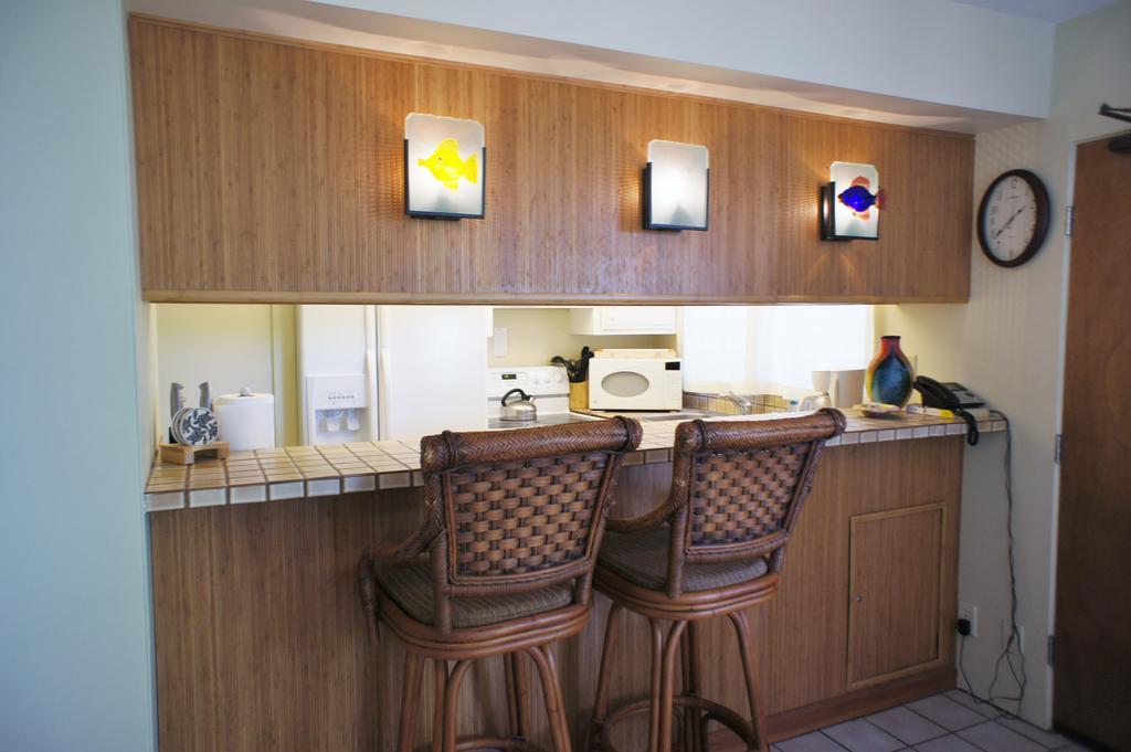 Hotel Kona Riviera #101