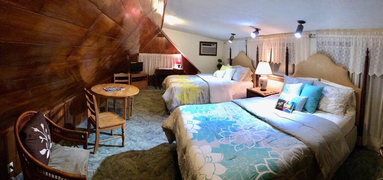 Inn Hale Maluhia Country