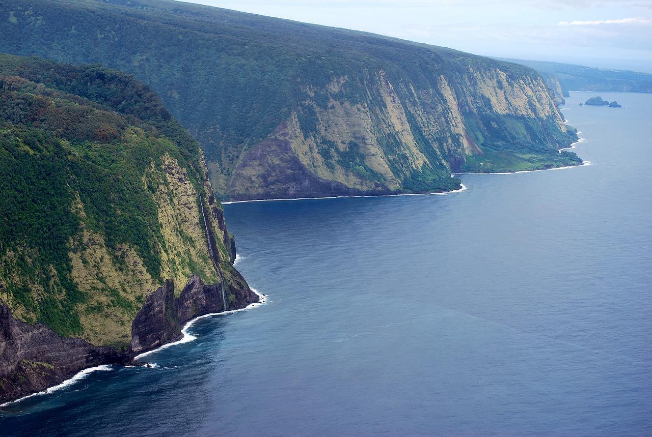 Kahaluu On Kona Coast