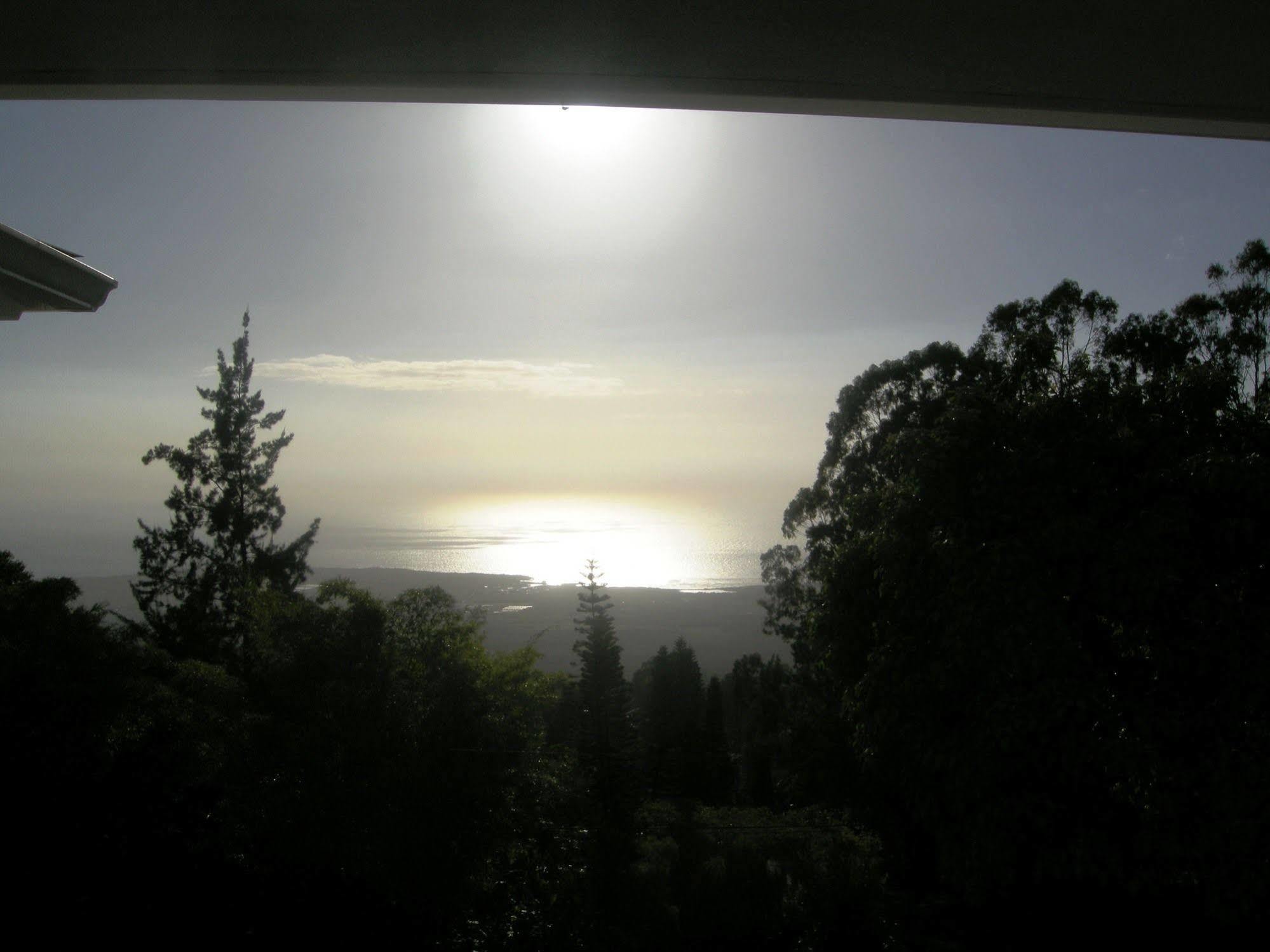 Ohia Kona Estates - An Bed & Breakfast 4*