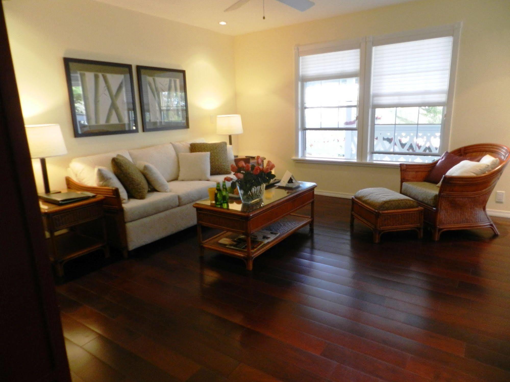 Ohia Kona Estates - An Bed & Breakfast 4*