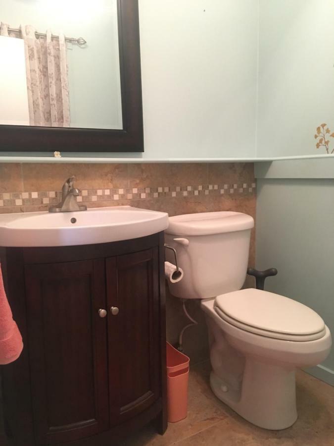 Oceanview 2 Bedroom - Walk To Downtown Apartment