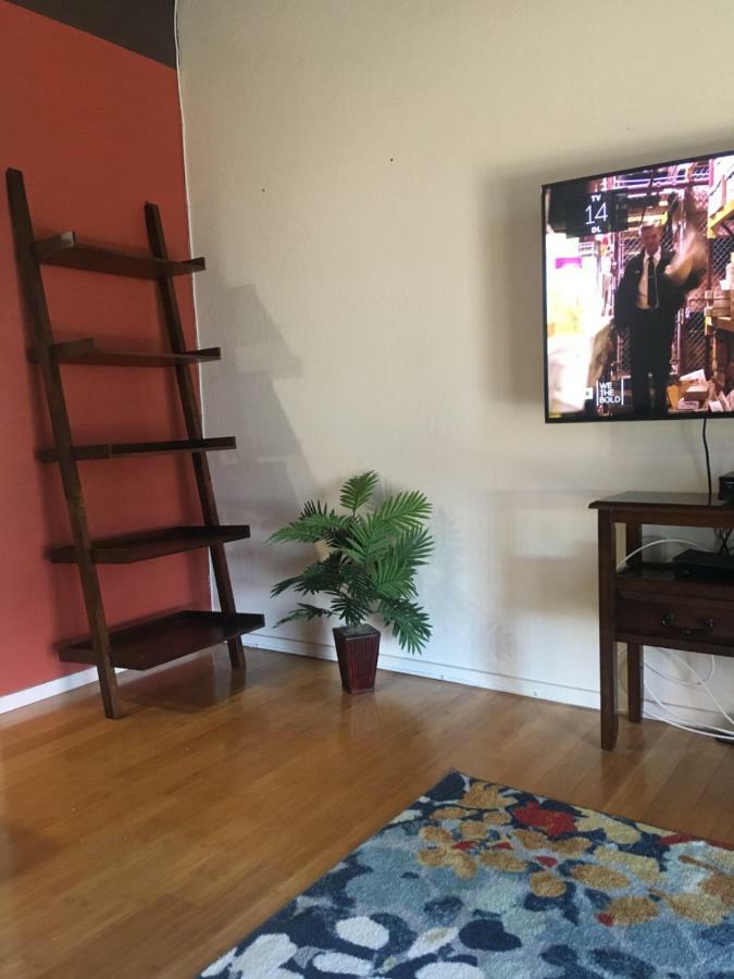 Oceanview 2 Bedroom - Walk To Downtown Kailua-Kona