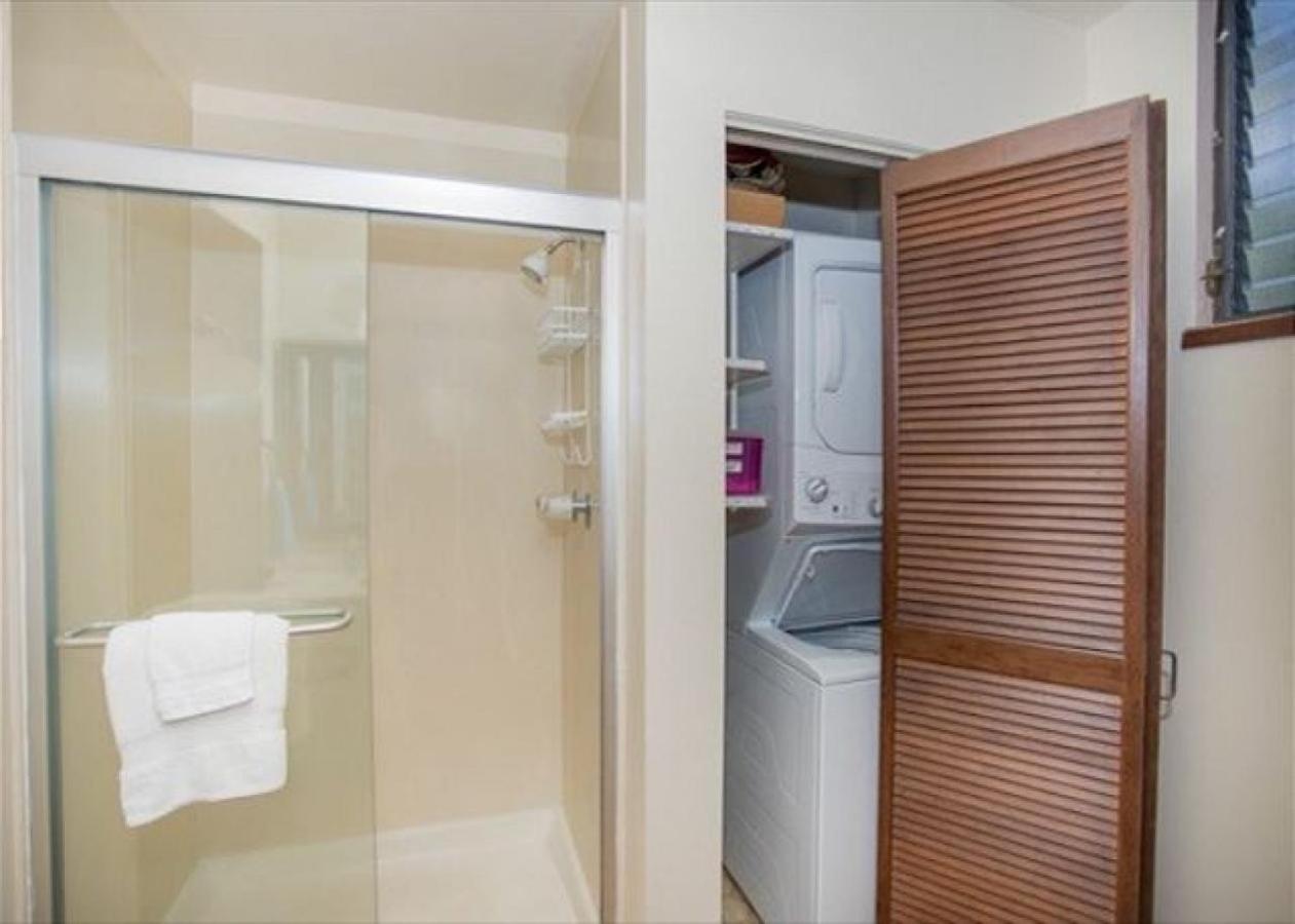Surf & Racquet Club Lovely Open And Airy 2bd/2bth 2nd Floor Unit. *