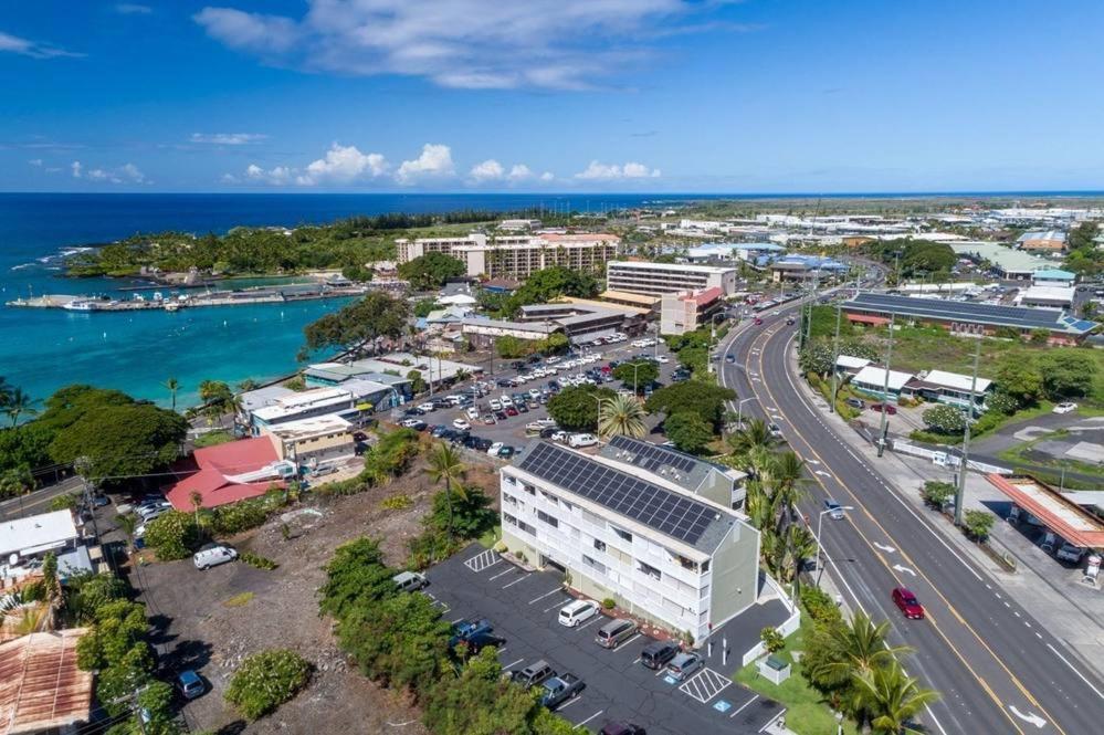 Da Kona West 305 *