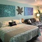 Hale Moana, Unit #110 Kona Islander Inn