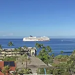 Ocean View 2 Bedroom Downtown Condo Condo