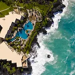 Outrigger Kona Resort And Spa