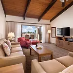 Kona Coast Resort