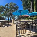 Kona Mansions