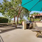 Kailua-Kona Condo Steps To Beach And Downtown!