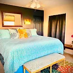 Kailua Kona Overlook Suites