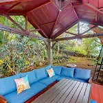 Pualani Island Getaway - Main House- 30-Night Minimum