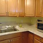 Pauhana Apartment
