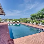 Kahaluu Bay Villas #305