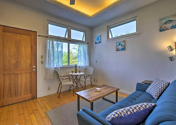 Kailua-Kona Cottage Less Than 1 Mile To Magic Sands Beach!