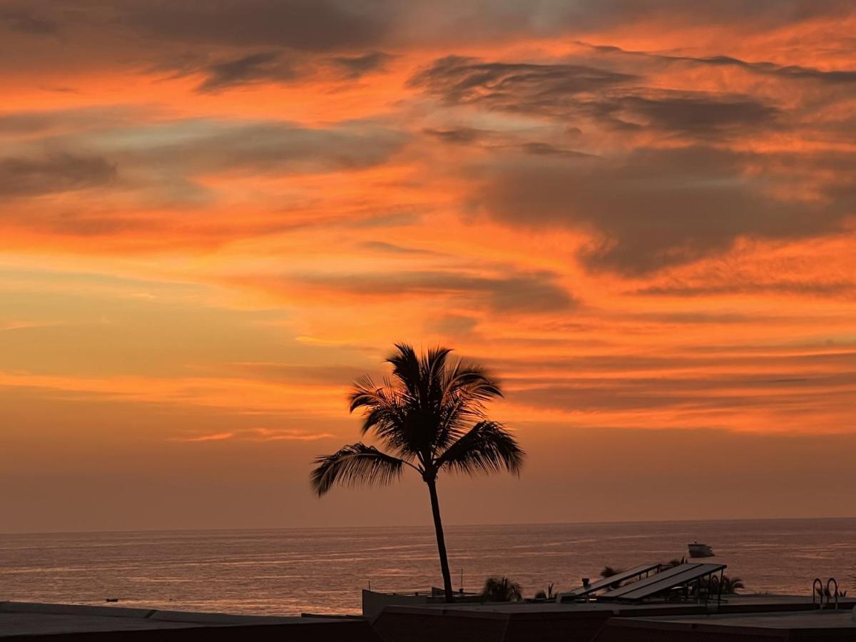 Ocean View 2 Bedroom Downtown Kailua-Kona