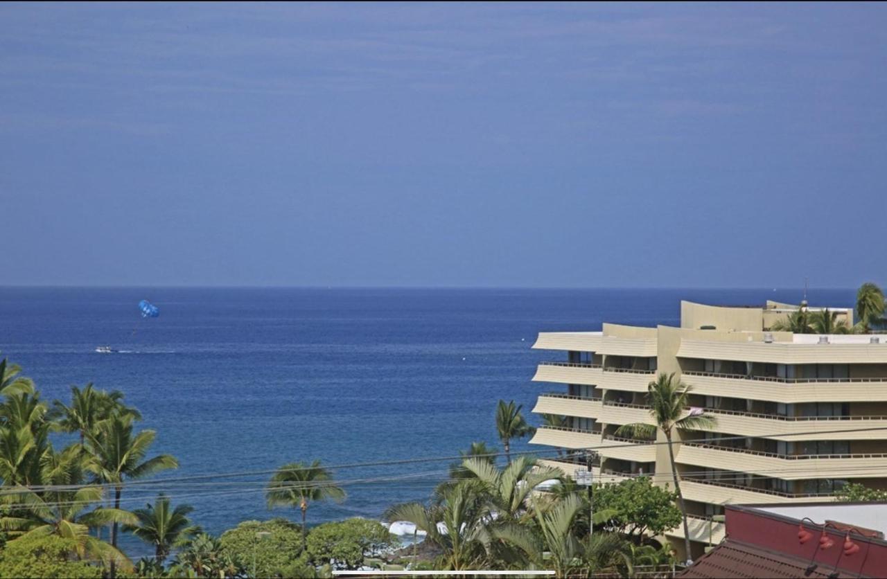 Ocean View 2 Bedroom Downtown Apartment Kailua-Kona