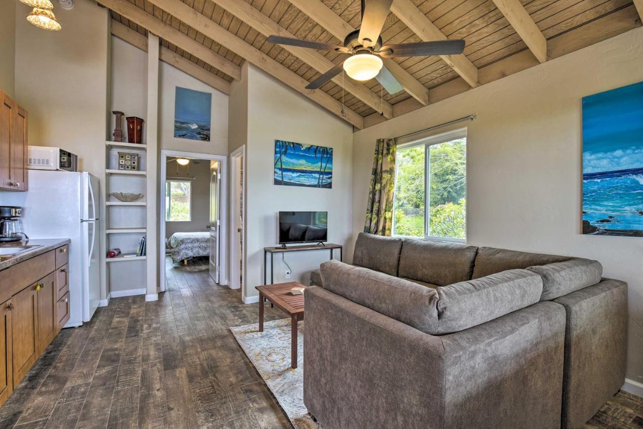 Apartment Hillside Less Than 3 Miles To Beaches!