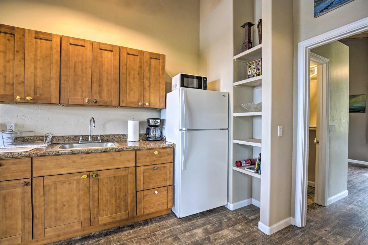 Hillside Less Than 3 Miles To Beaches! *