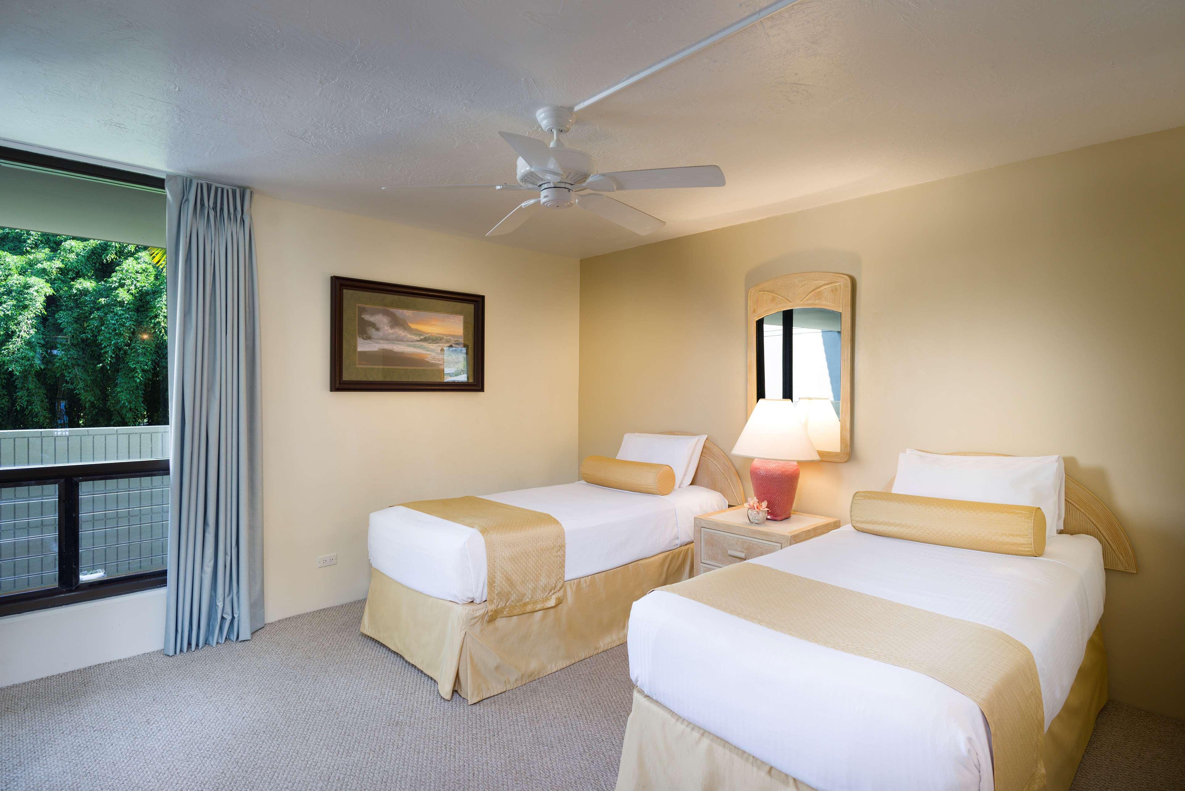 Aparthotel Aston Kona By The Sea 4*