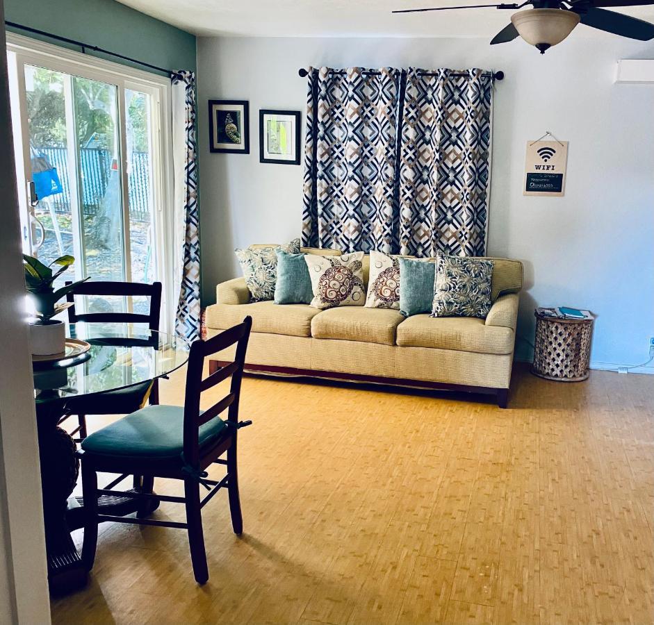 The Cozy Big -30 Days * Kailua-Kona