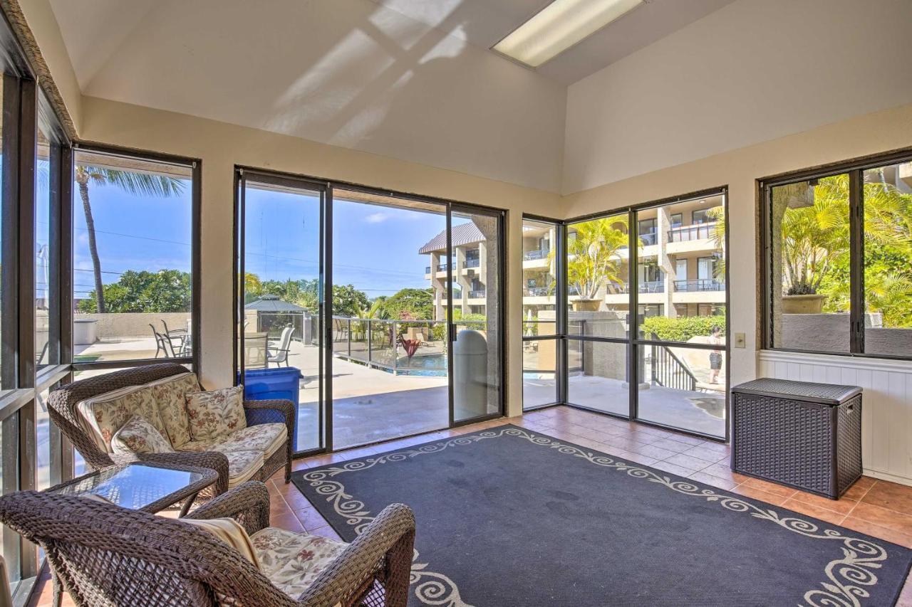 Downtown Kona With Pool Access Walk To Beach! *