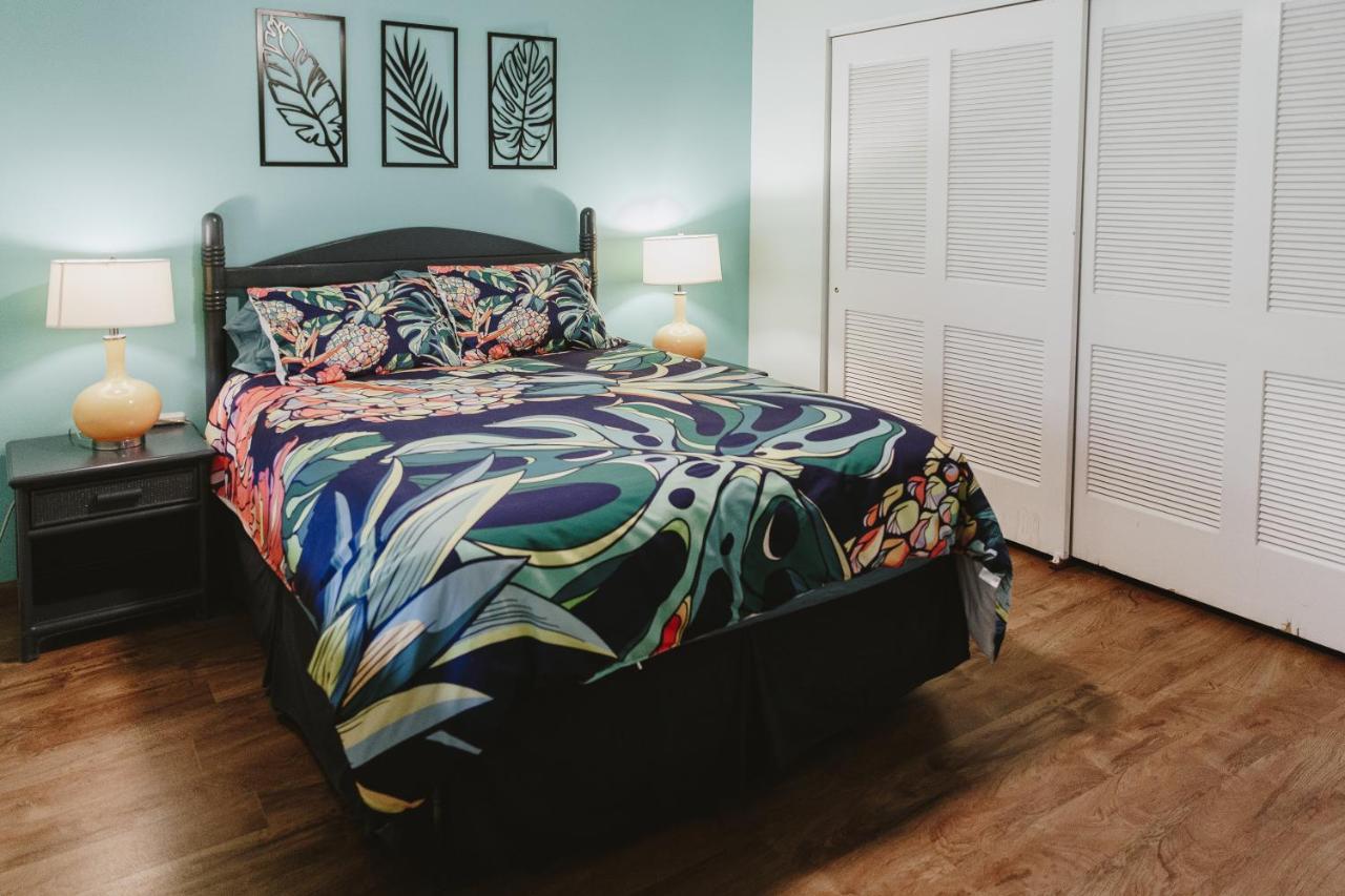 Holualoa Gardens 303 *
