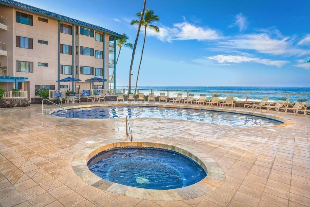 Great Value! & Ocean View Condo! - Kona Reef B-21 At Park & Next To Road Kailua-Kona