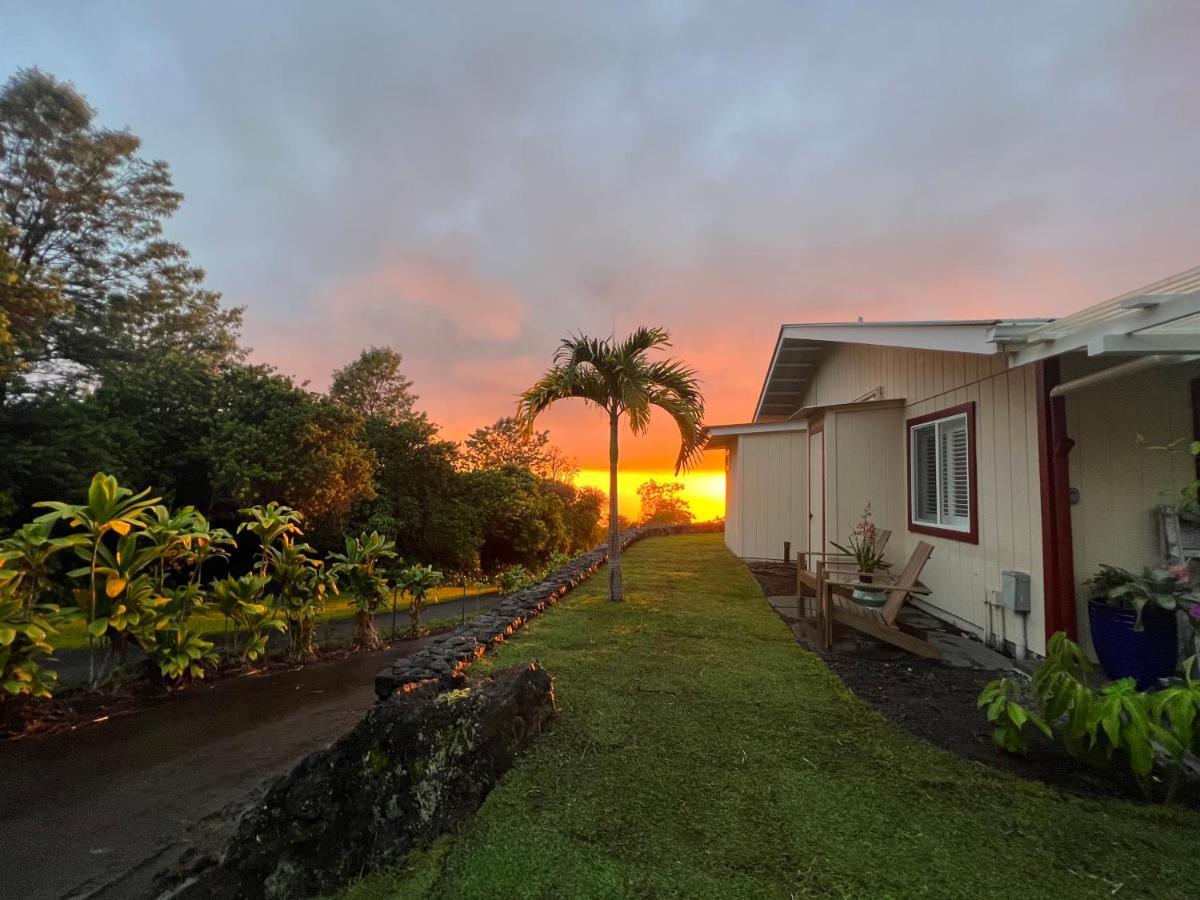 Mango Sunset Bed & Breakfast Kalaoa