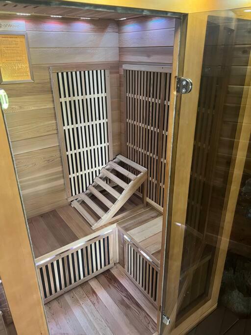 Villa Kona's 1st Luxury 1 Br/1b Treehouse W/ Ocean View