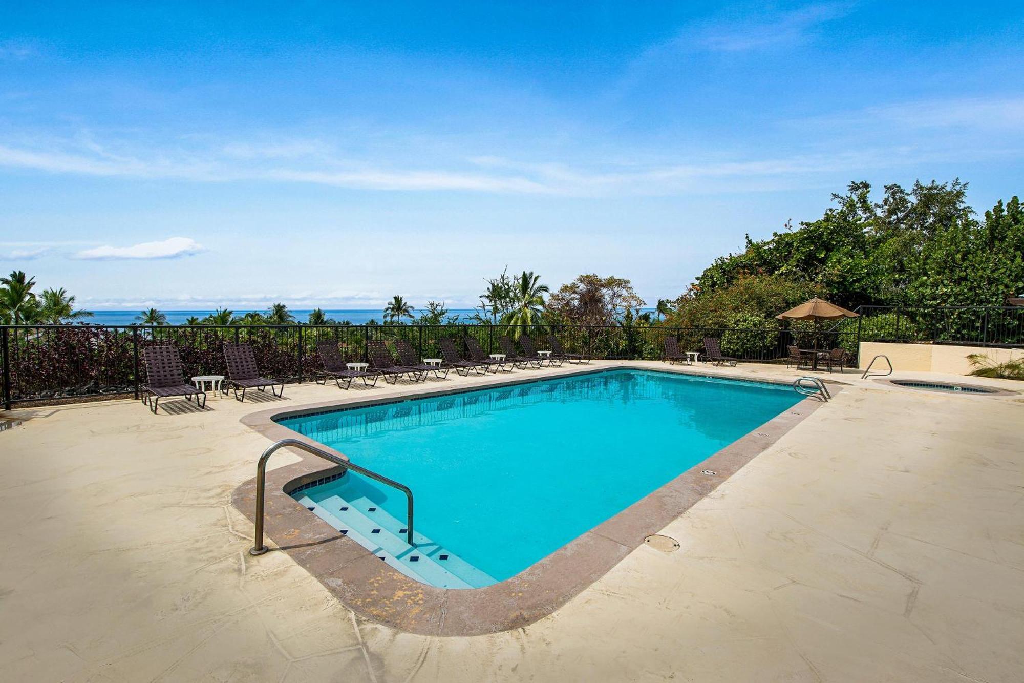 Country Club Villas#115