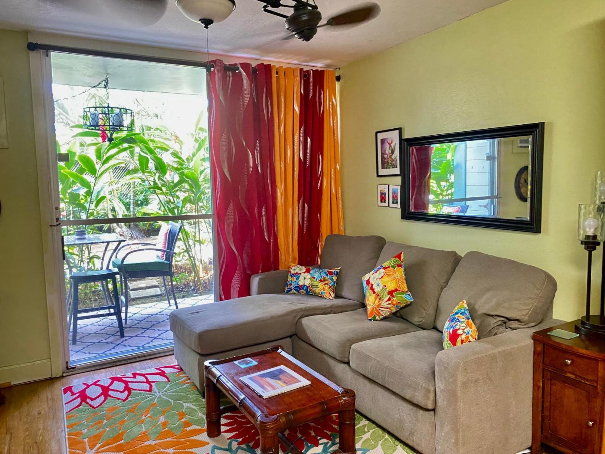 Apartment Spring Rates Book Now - Islander *