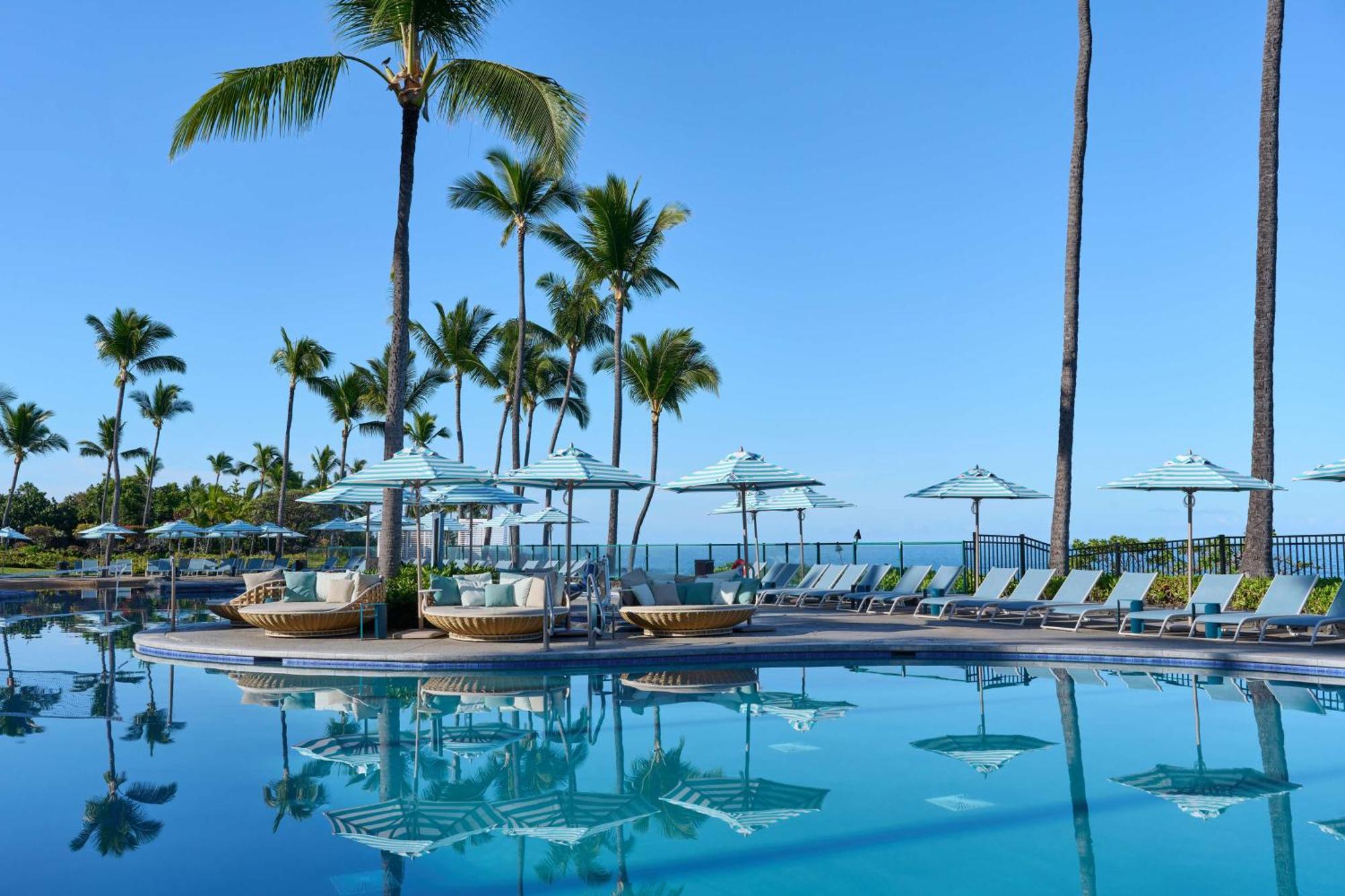 Outrigger Kona And Resort