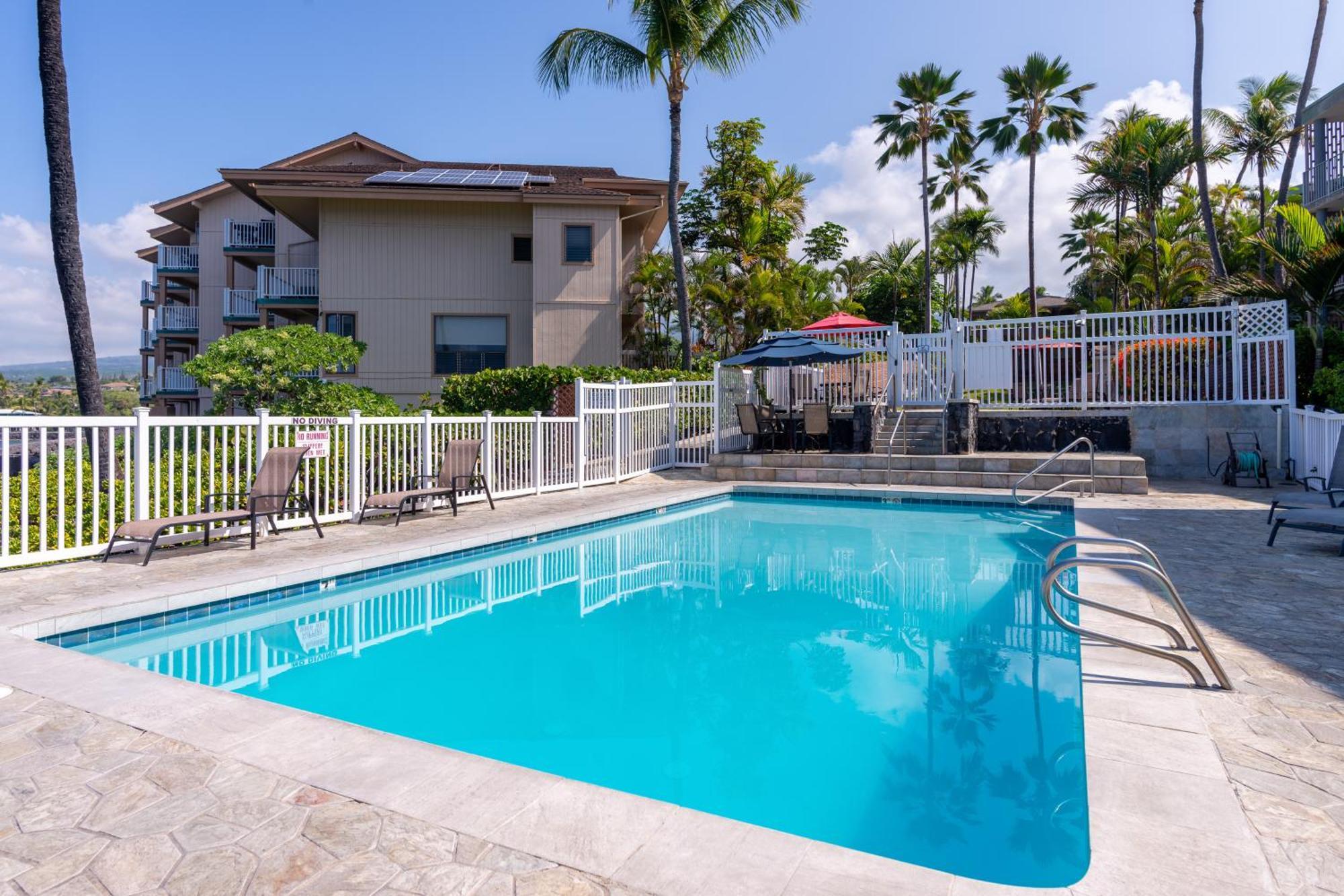 Kona Shores