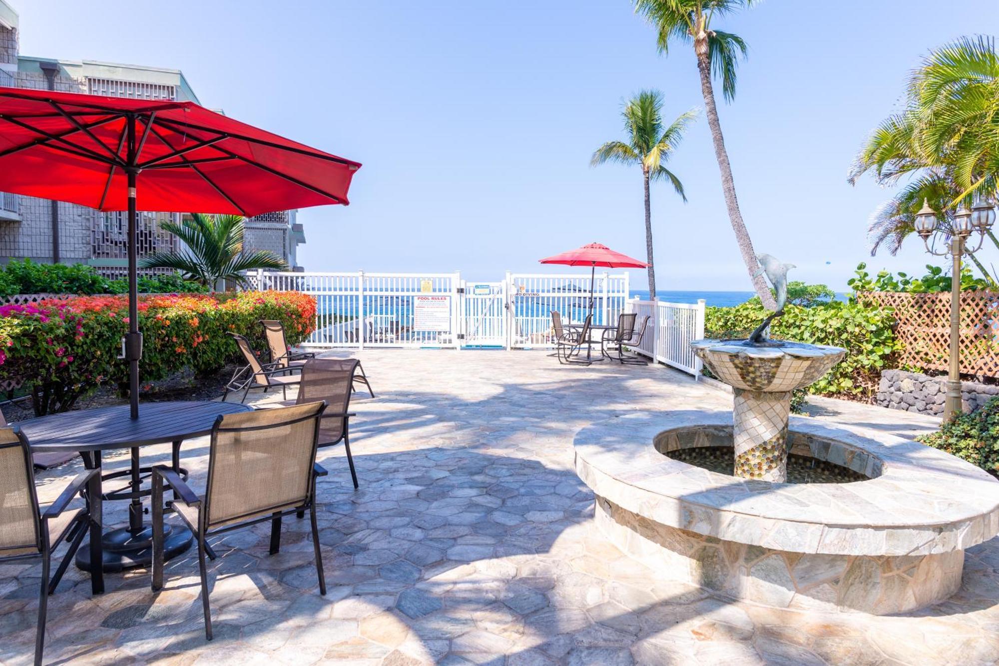 Hotel Kona Shores